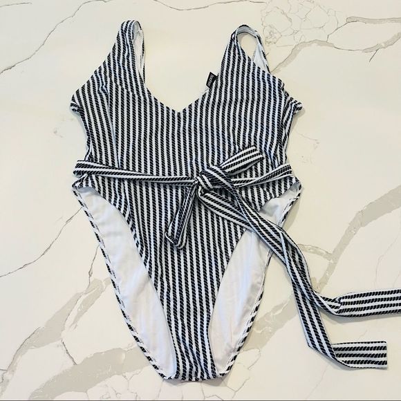 NWT NAUTICAL ROPE TIE HIGH WAIST SWIMSUIT Women’s 14 white & navy sexy - Picture 3 of 10